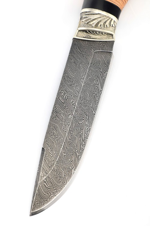 Нож Ястреб сталь дамаск рукоять мельхиор береста 