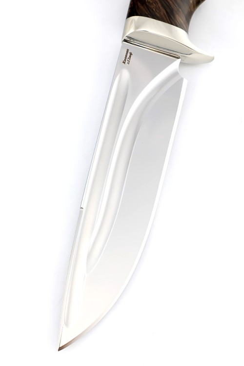 Нож Волк сталь кованая Х12МФ, долы, рукоять мельхиор, кап клена коричневый  Нож Волк сталь кованая Х12МФ, долы, рукоять мельхиор, кап клена коричневый