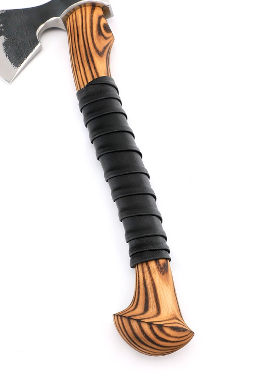 Топор Волжанин 9ХС рукоять ясень+кожа 