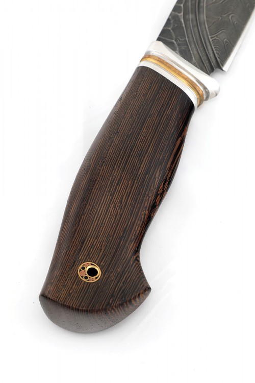 Нож Кабан сталь дамаск фигурные долы камень рукоять венге 