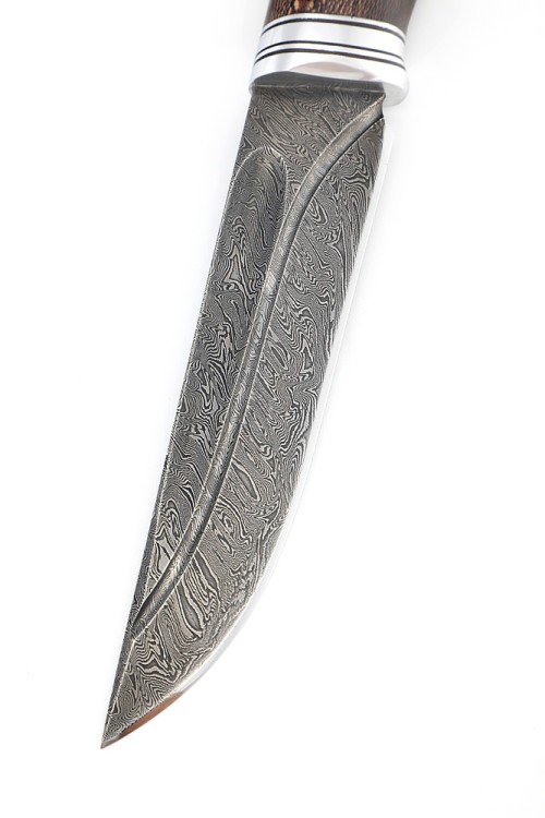Нож Путник сталь дамаск-долы рукоять кап клена коричневый 