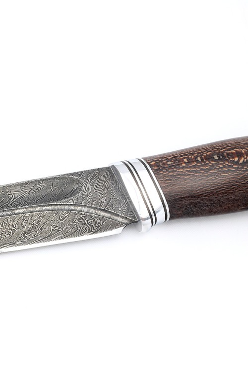 Нож Путник сталь дамаск-долы рукоять кап клена коричневый 
