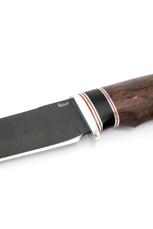 Нож Осетр сталь булат рукоять карельская береза коричневая вставка черный граб 
