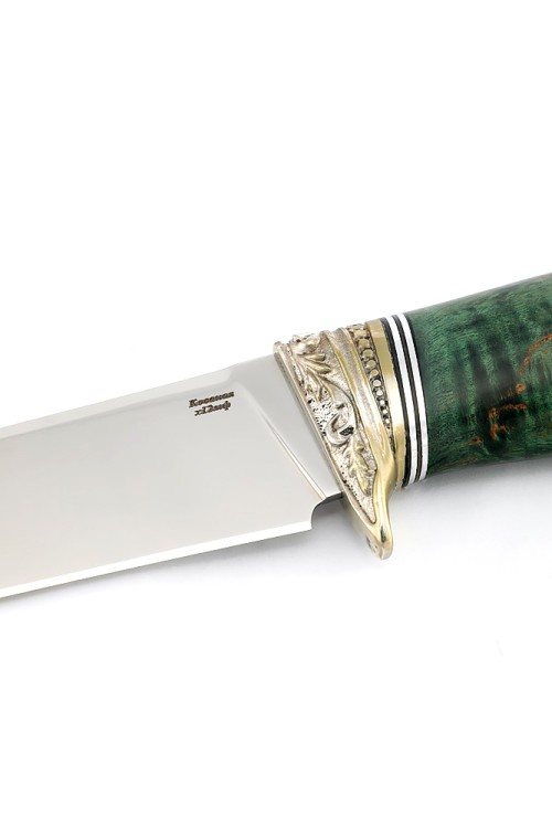 Нож Каюр сталь кованая Х12МФ рукоять мельхиор, карельская береза зеленая  Нож Каюр сталь кованая Х12МФ рукоять мельхиор, карельская береза зеленая