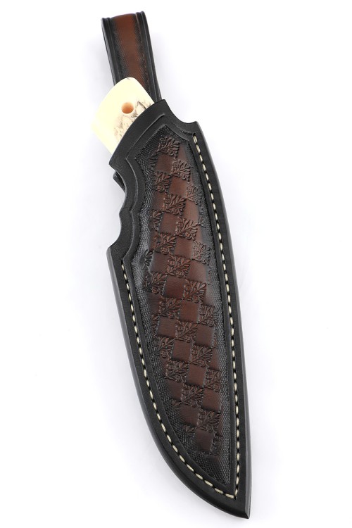 Нож Сурок сталь Elmax рукоять нейзильбер, клык моржа скримшоу, ФОРМОВАННЫЕ НОЖНЫ 