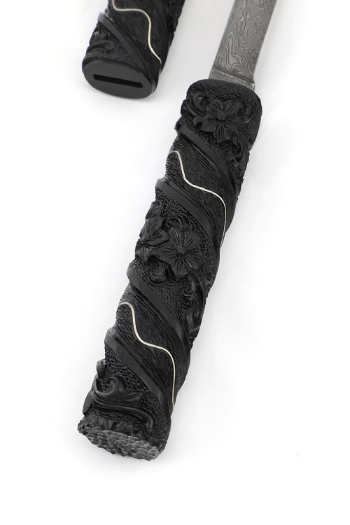 Нож Дамский сталь дамаск черный граб резной с инкрустацией, деревянные ножны 