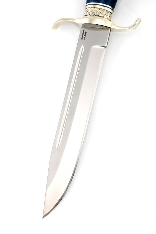 Нож Классика сталь кованая Х12МФ рукоять мельхиор, карельская береза синяя 