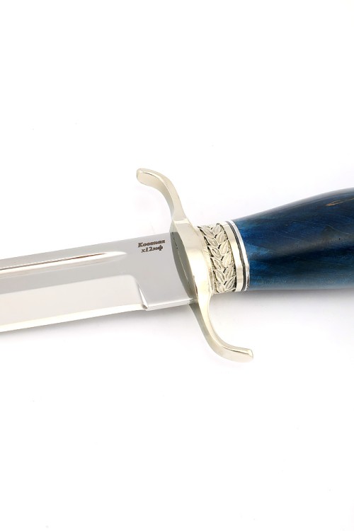 Нож Классика сталь кованая Х12МФ рукоять мельхиор, карельская береза синяя 