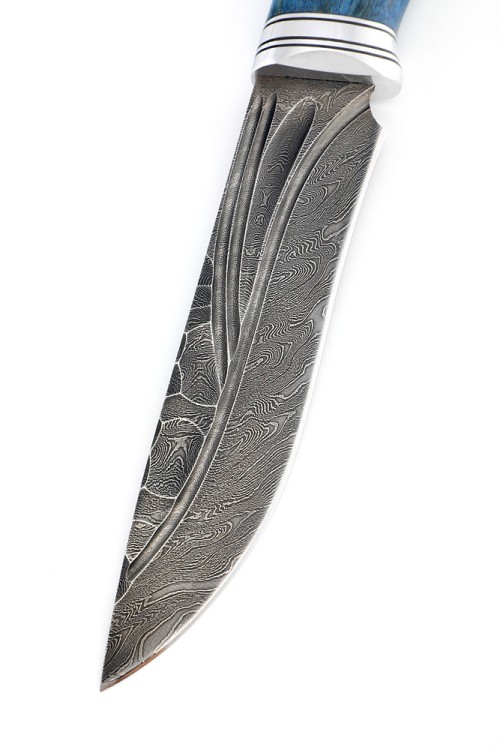 Нож Лось сталь дамаск фигурные долы рукоять карельская береза синяя 