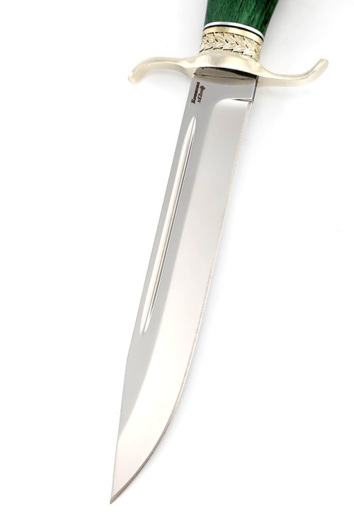 Нож Классика сталь кованая Х12МФ рукоять мельхиор, карельская береза зеленая 