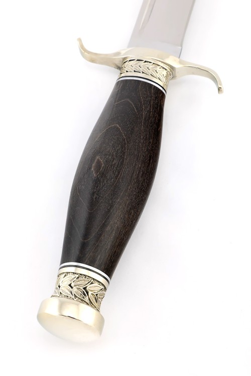 Нож Классика сталь кованая Х12МФ рукоять мельхиор, карельская береза коричневая 