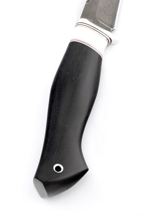 Нож Белуга сталь ХВ5 рукоять вставка акрил белый, черный граб 