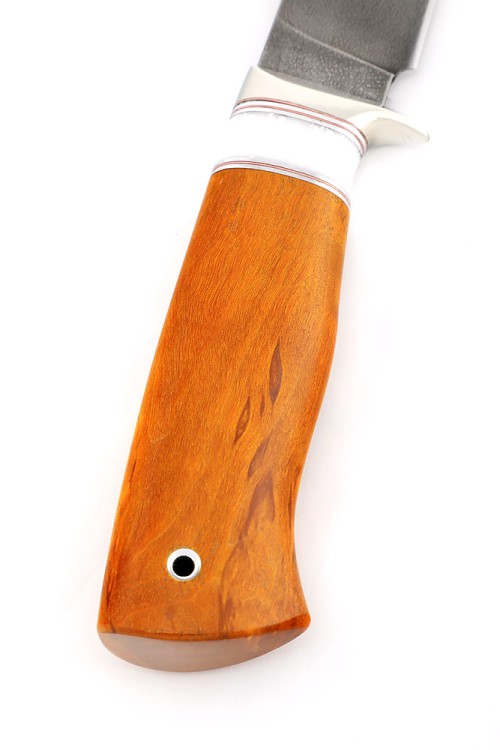 Нож Беркут сталь ХВ5, рукоять мельхиор, вставка акрил белый, карельская береза янтарная 