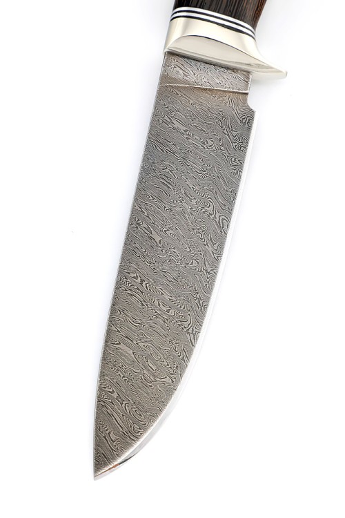 Нож Беркут сталь дамаск рукоять мельхиор, венге  Нож Беркут сталь дамаск рукоять мельхиор, венге