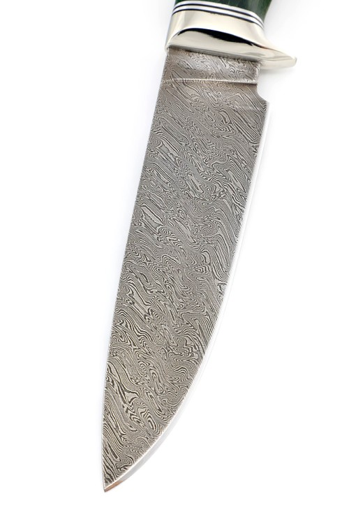 Нож Беркут сталь дамаск рукоять мельхиор, карельская береза зеленая  Нож Беркут сталь дамаск рукоять мельхиор, карельская береза зеленая