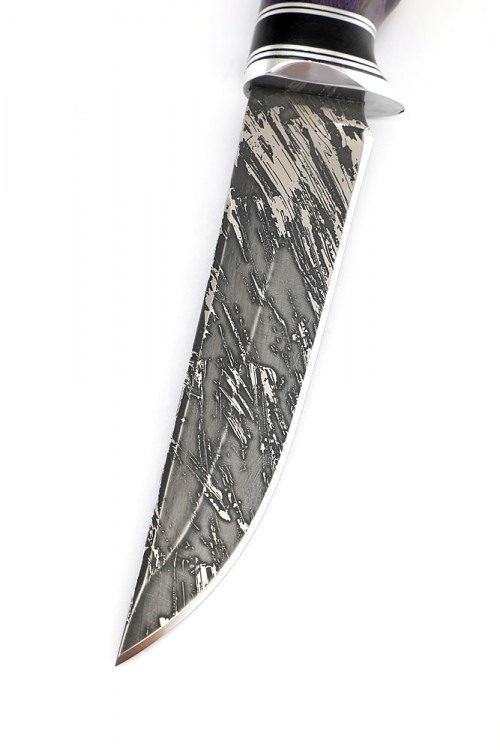 Нож Осетр сталь D2 рукоять карельская береза фиолетовая 