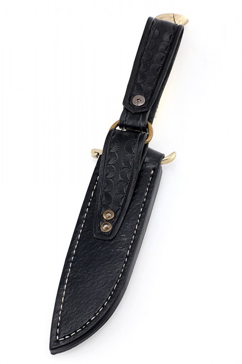 Нож экслюзивный "День Победы" финка НКВД нержавеющий дамаск, мельхиор (скримшоу) ножны из кожи растительного дубления 