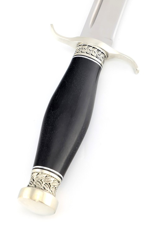 Нож Классика сталь кованая 95Х18 рукоять мельхиор, черный граб 