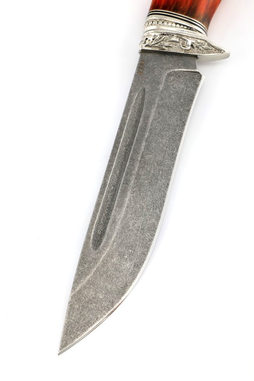 Нож Лось сталь К340 рукоять мельхиор, карельская береза красная 