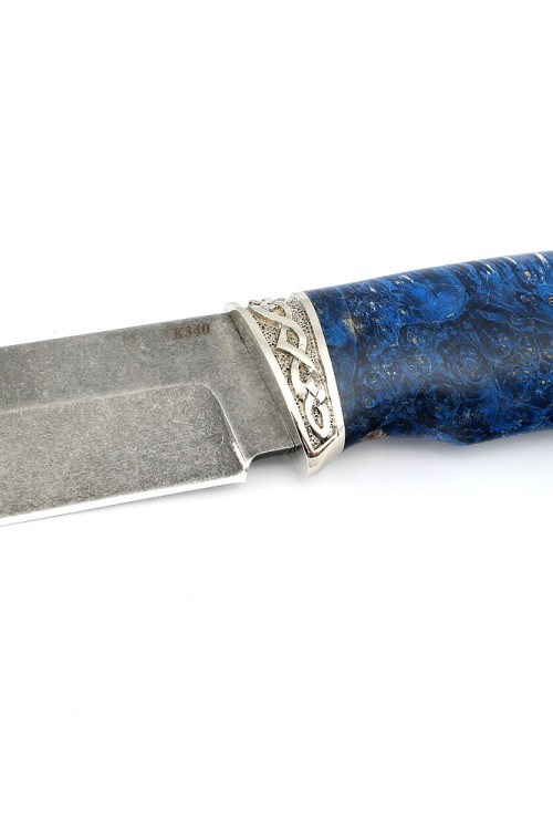 Нож Медведь сталь К340 рукоять мельхиор, кап клена синий 