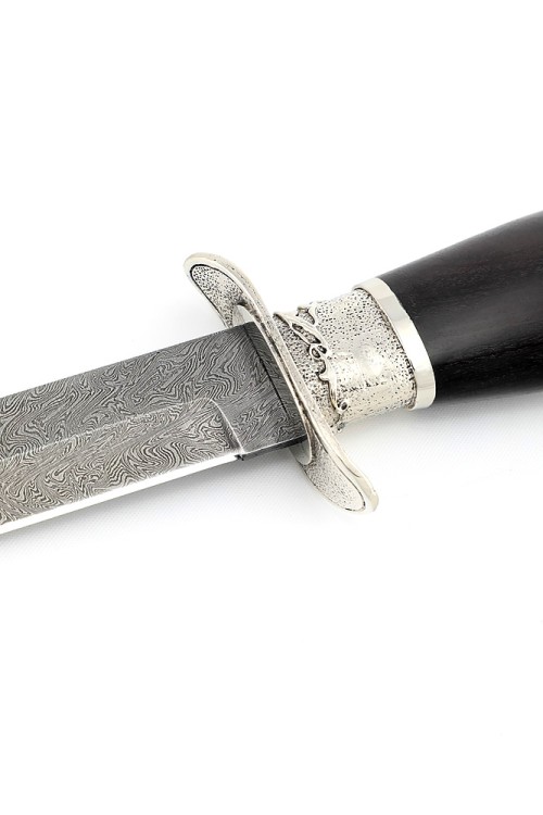 Нож разведчика НР-40 сталь дамаск, мельхиор, деревянные ножны черный граб 