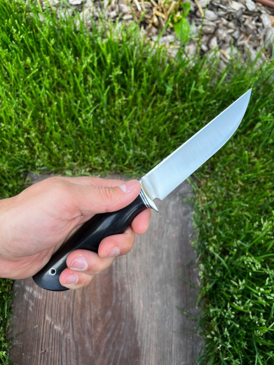 Нож Енот сталь кованая х12мф рукоять черный граб  