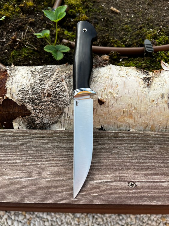 Нож Енот сталь кованая х12мф рукоять черный граб  