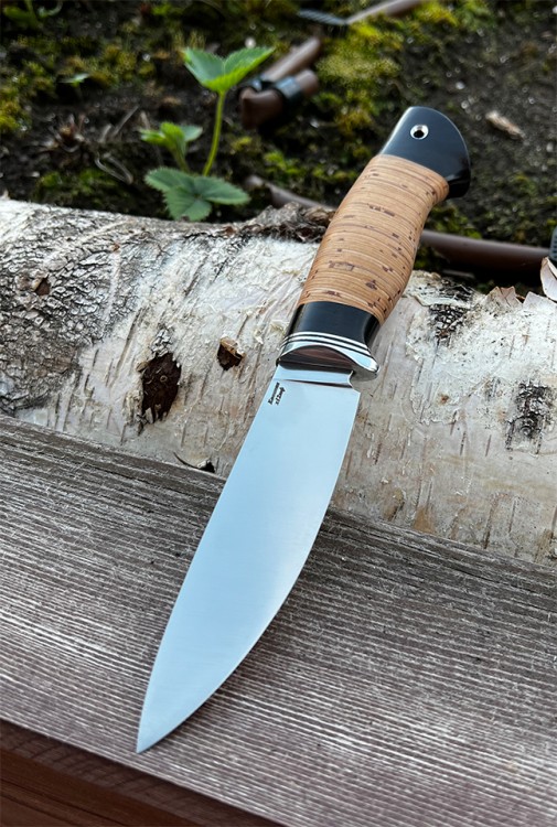 Нож Елец кованая сталь х12мф рукоять береста 