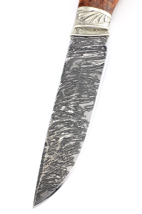 Нож Ястреб сталь D2 рукоять мельхиор карельская береза коричневая 