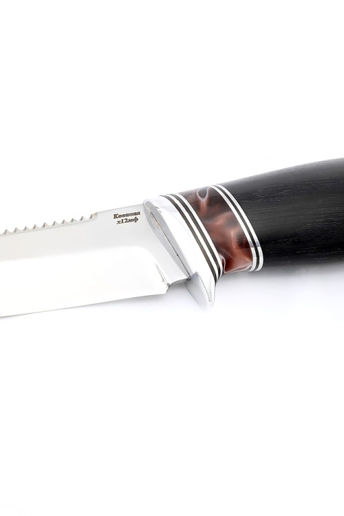 Нож Белуга сталь кованая Х12МФ рукоять вставка акрил коричневый, черный граб, формованные ножны 