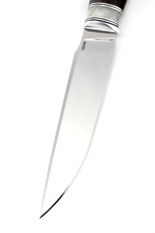 Нож Хищник сталь N690 рукоять вставка акрил белый, карельская берёза коричневая 