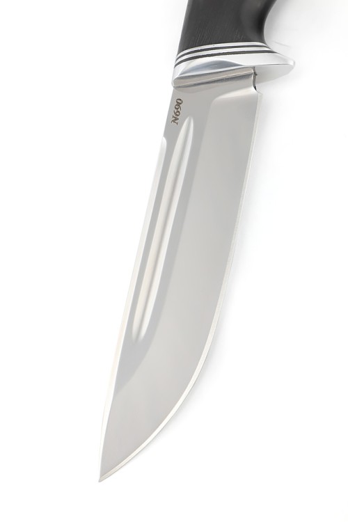 Нож Охотничий сталь N690 рукоять черный граб 