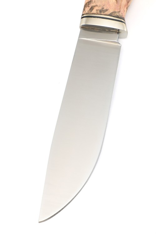 Нож Лесник сталь К340 рукоять мельхиор, кап клена коричневый, формованные ножны  Нож Лесник сталь К340 рукоять мельхиор, кап клена коричневый, формованные ножны