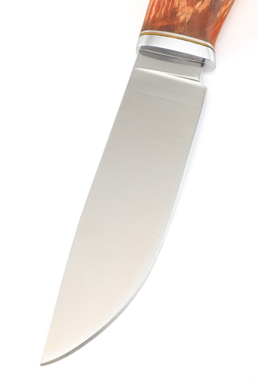 Нож Лесник сталь К340 рукоять мельхиор, карельская береза янтарная, формованные ножны  Нож Лесник сталь К340 рукоять мельхиор, карельская береза янтарная, формованные ножны