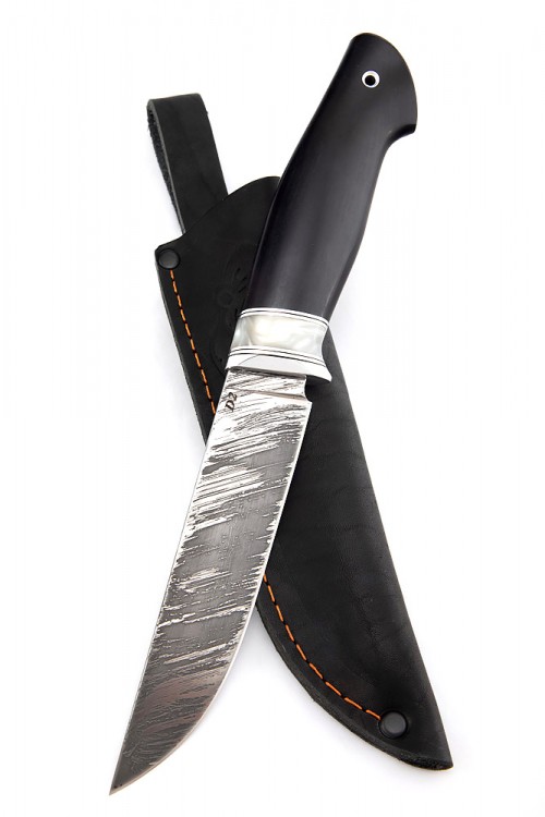 Нож Путник кованая сталь D2 рукоять белый акрил черный граб 