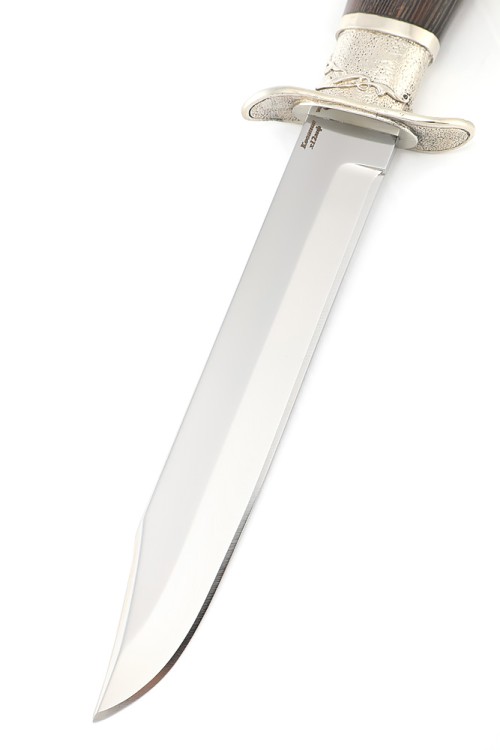 Нож разведчика НР-40 сталь кованая Х12МФ мельхиор, деревянные ножны венге 