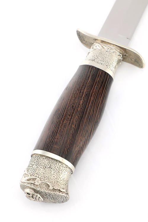 Нож разведчика НР-40 сталь кованая Х12МФ мельхиор, деревянные ножны венге 