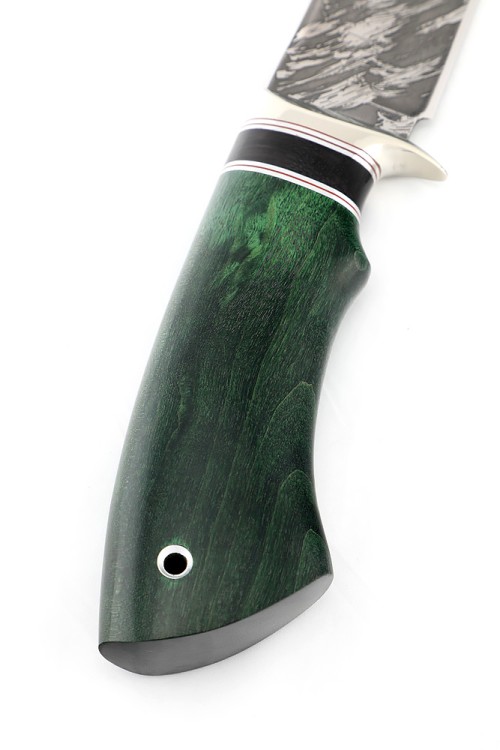 Нож Секач стал D2 рукоять мельхиор, вставка черный граб, карельская береза зеленая 