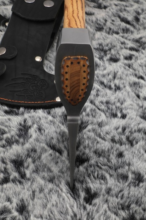 Топор средний №1 (сплав УГЛЕРОД+ХВГ, рукоять ясень) 