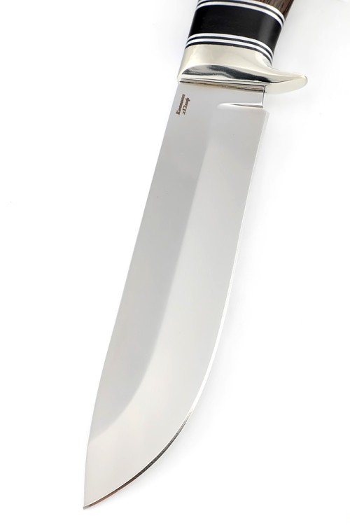 Нож Вятич сталь кованая Х12МФ рукоять мельхиор, вставка черный граб, венге  Нож Вятич сталь кованая Х12МФ рукоять мельхиор, вставка черный граб, венге