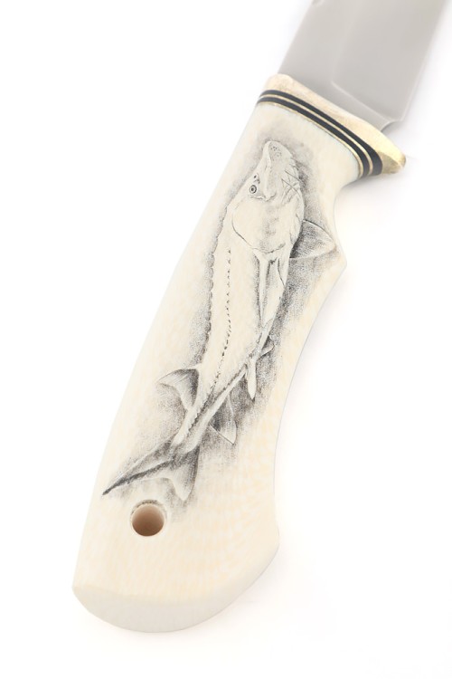 Нож Осётр сталь M390 рукоять низельбер, элфорин (скримшоу) ФОРМОВАННЫЕ НОЖНЫ 