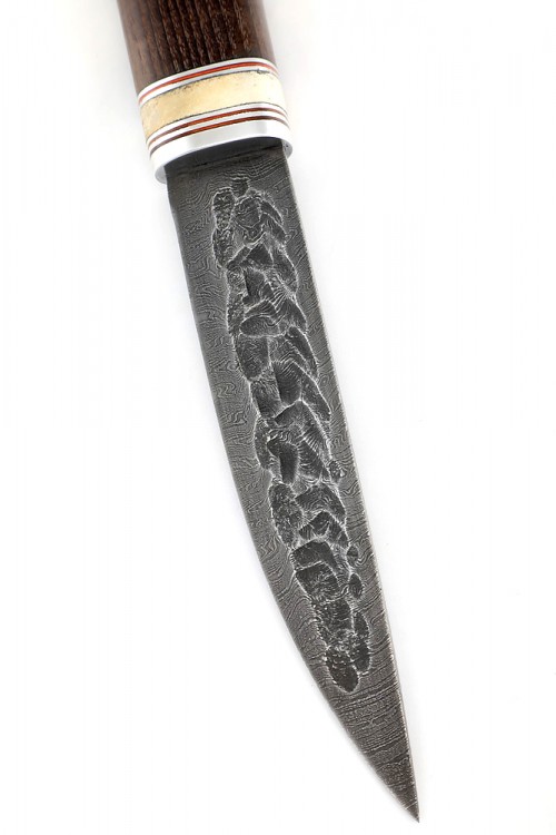 Нож Северный №2 сталь дамаск кованый дол рукоять вставка рог лося термоциклированный ясень 