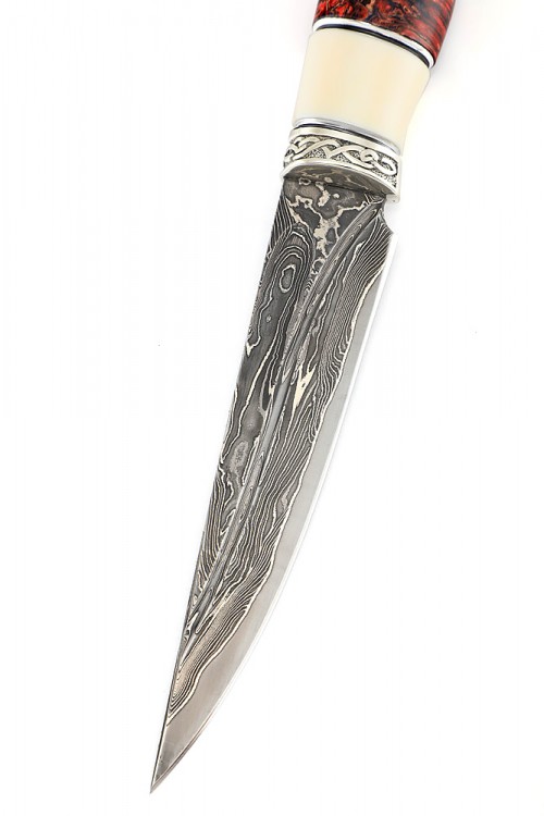 Нож Клык дамаск ламинированный, фигурные долы, больстер литьё, вставка кость, стабилизированный кап клёна 