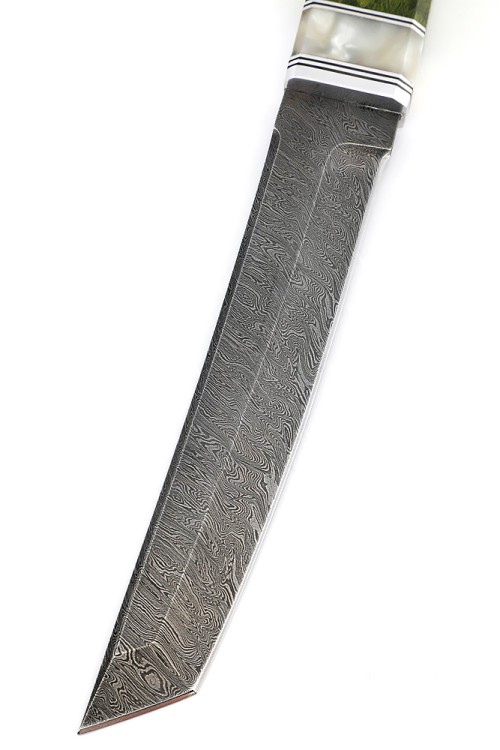 Нож Танто большой дамаск рукоять вставка акрил белый, карельская береза зеленая 