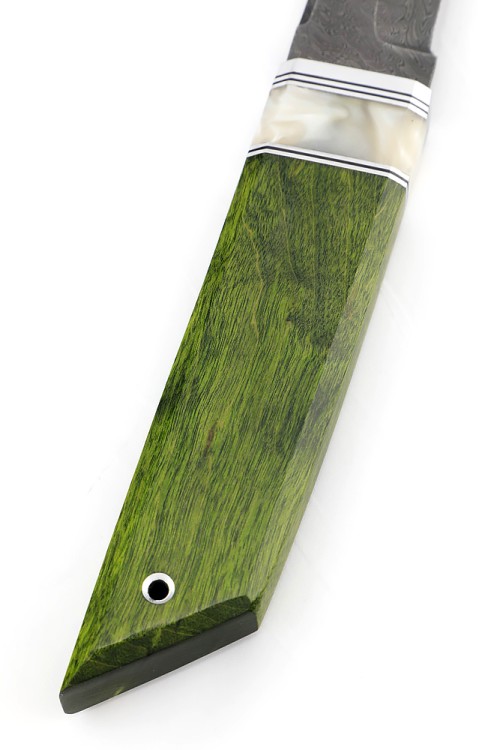 Нож Танто большой дамаск рукоять вставка акрил белый, карельская береза зеленая 