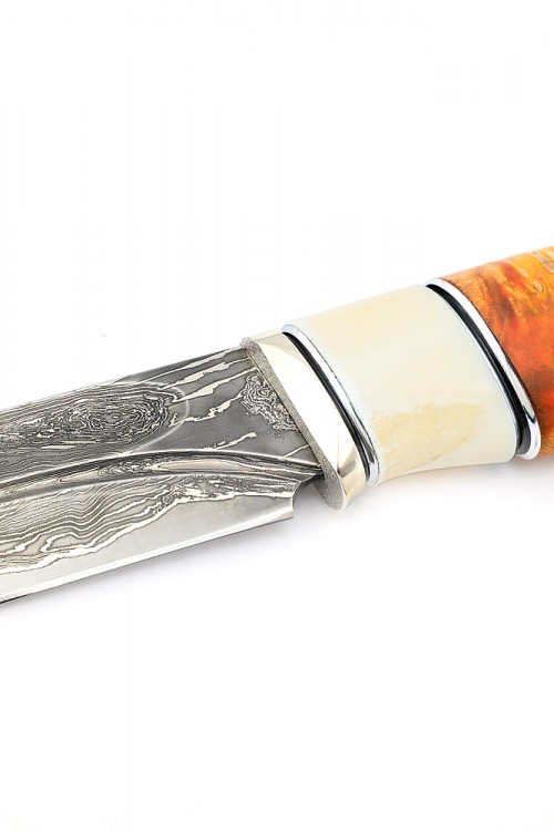 Нож Охотничий-2 дамаск ламинированный, фигурные долы, больстер нейзельбер, вставка кость, стабилизированный кап клёна 