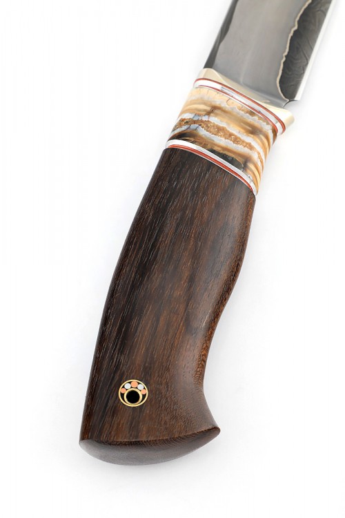 Нож Берсерк дамаск ламинированный вставка зуб мамонта карельская береза коричневая 