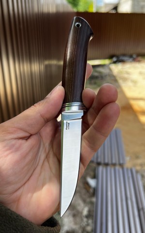 Нож Шмель сталь кованая х12мф рукоять термоциклированная ясень